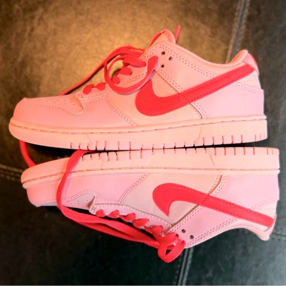 Nike Dunk Low Triple Pink GS kids Size 5Y. Size 7.5 in Women’s.